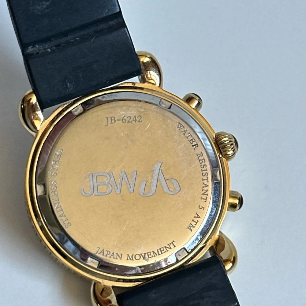 JBW Women’s Victory Sport Diamond Accented Gold Tone Silicon Strap - Picture 7 of 11